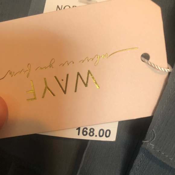 Gorgeous mermaid style, shoulder evening gown. - Picture 6 of 6